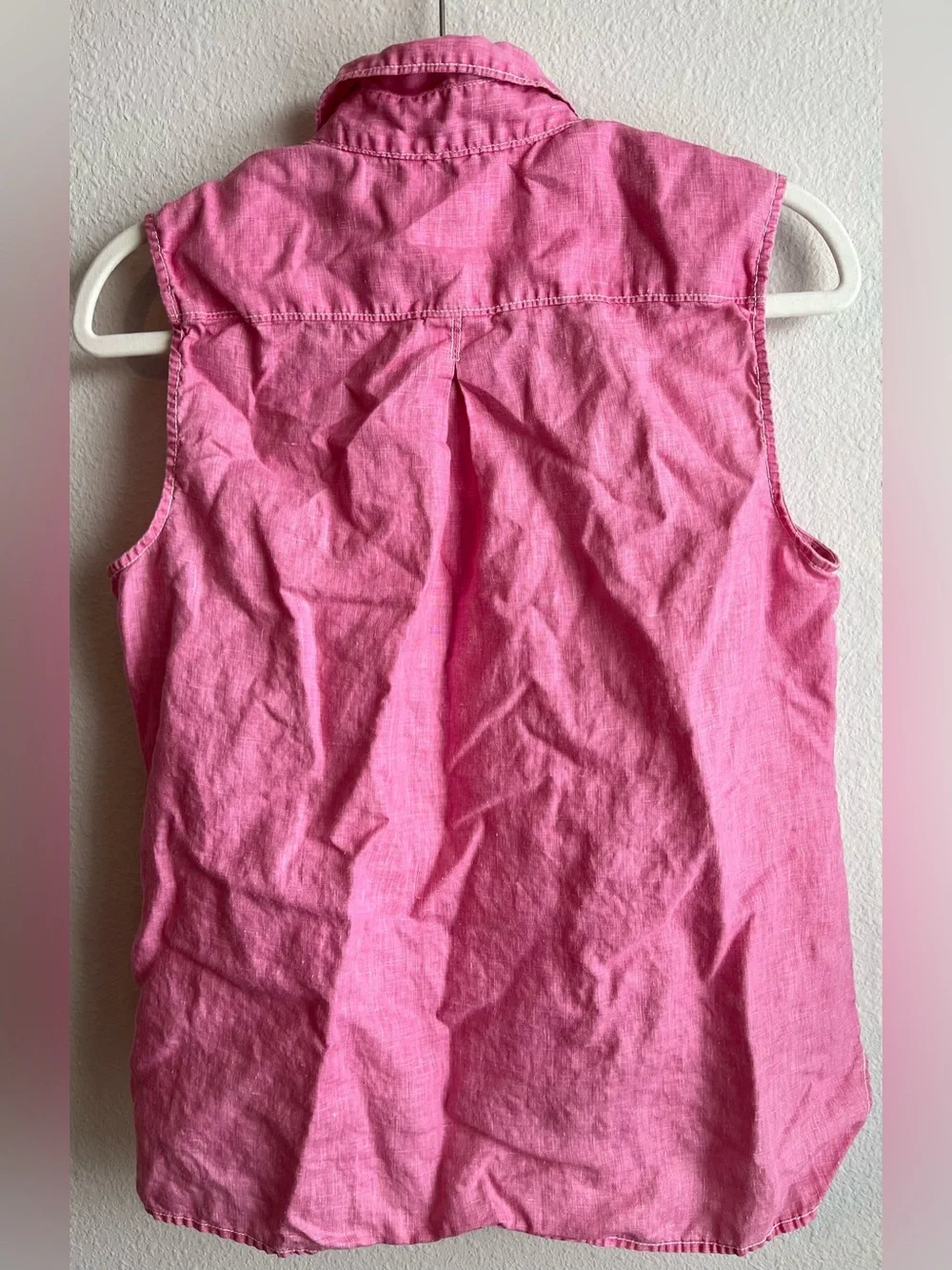 Tommy Bahama Coastalina Sleeveless Button-Down Linen Top in Pink - Picture 3 of 6